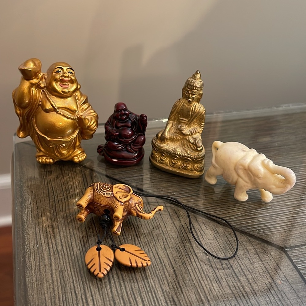 Vintage Style Collection of Miniature Figures
Buddha, Elephant Shakyamuni Buddha - Picture 16 of 16